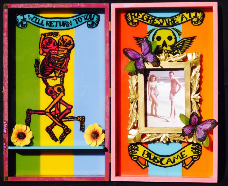 DiadelosMuertosTravelingAltarcase(View 4)
